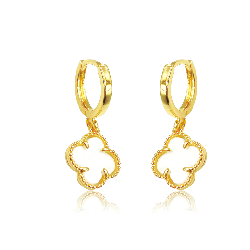 Brinco Argola Click Com Pingente Trevo Madre Pérola 12mm - Dourado