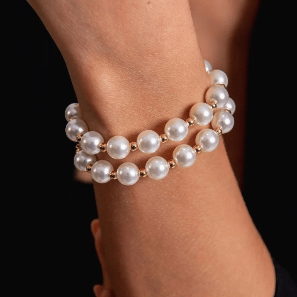 Pulseira Pérola 8mm e Esferas- Dourado